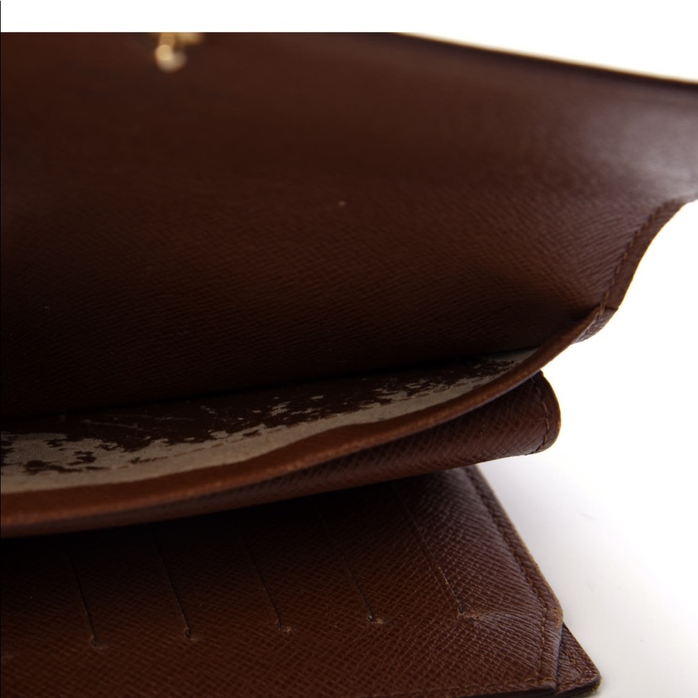 Louis Vuitton Monogram Alexandra Wallet - Picture 10 of 11